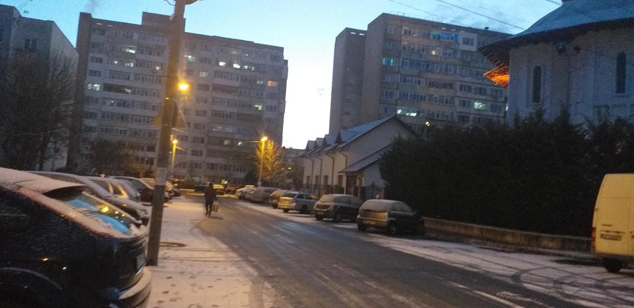 Garsoniera Leilighet Buzău Eksteriør bilde