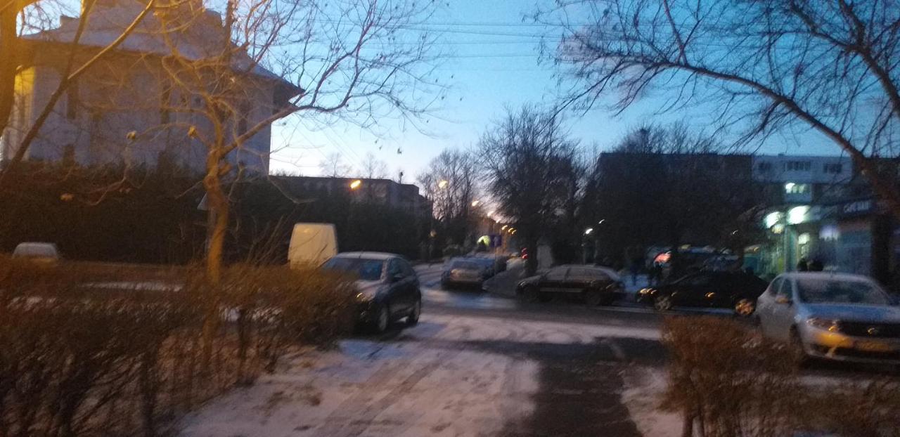 Garsoniera Leilighet Buzău Eksteriør bilde